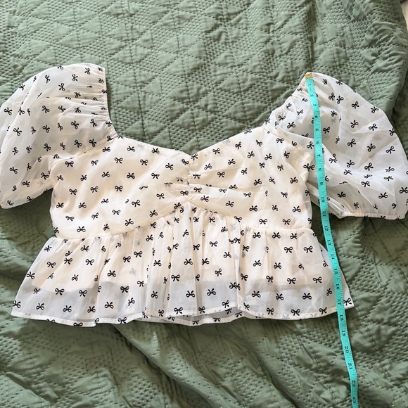 ARULA | White Black Bow Print Coquette Puff Sleeve Peplum Blouse Size X - Picture 8 of 8